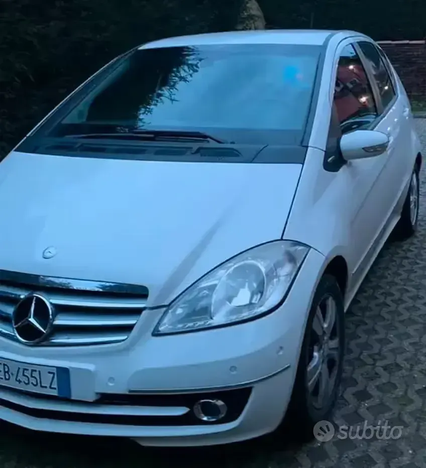 Usata Mercedes A200 140 CV (102 kW) 2010 Bianco Berlina