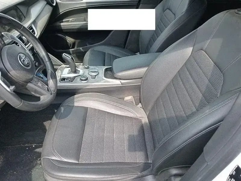 Usata Alfa Romeo Stelvio Sprint 160 CV (117 kW) 2022 Bianco SUV