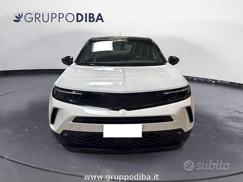 Usata Opel Mokka GS Line 110 CV (80 kW) 2021 Bianco SUV