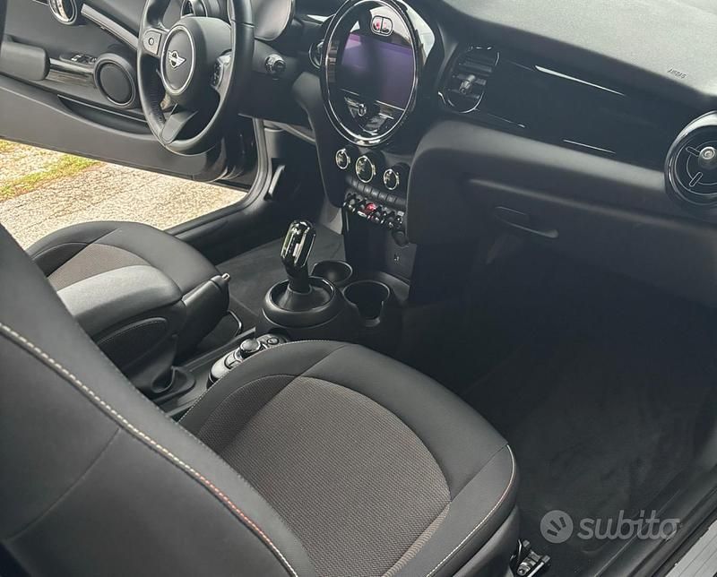 Usata Mini Cooper 136 CV (100 kW) 2023 Nero Utilitaria