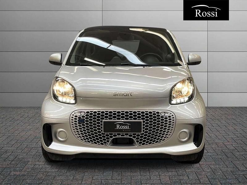 Usata Smart ForTwo Electric Drive Passion 41 kW (56 CV) 2021 Bodypanels in cool silver meta Coupé