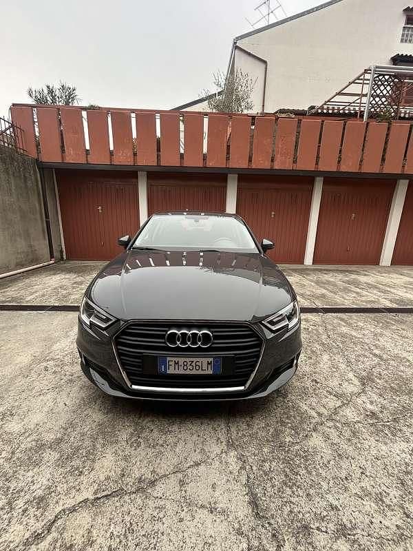 Usata Audi A3 Business 116 CV (85 kW) 2018 Berlina