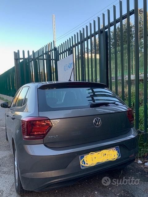 Usata VW Polo 95 CV (69 kW) 2019 Grigio Utilitaria