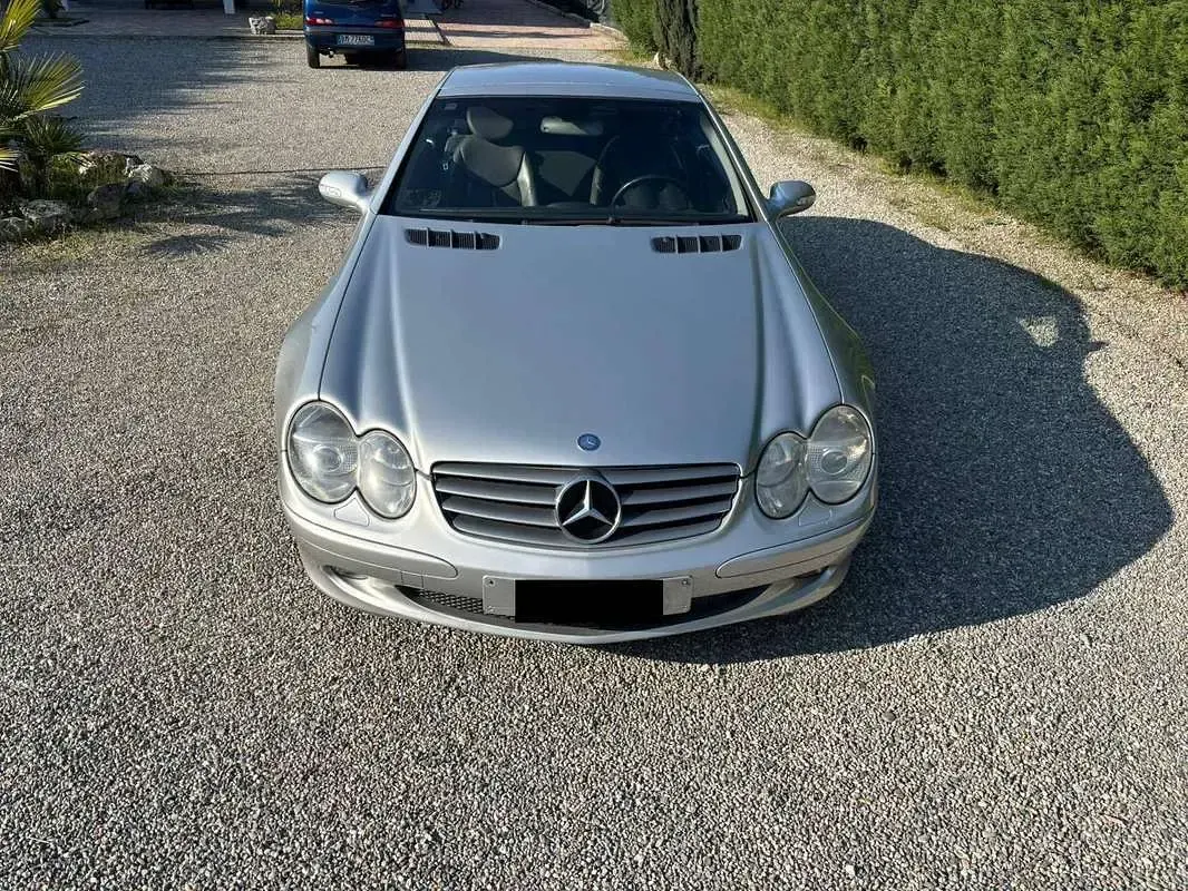 Usata Mercedes SL350 194 CV (142 kW) 2003 Argento Coupé