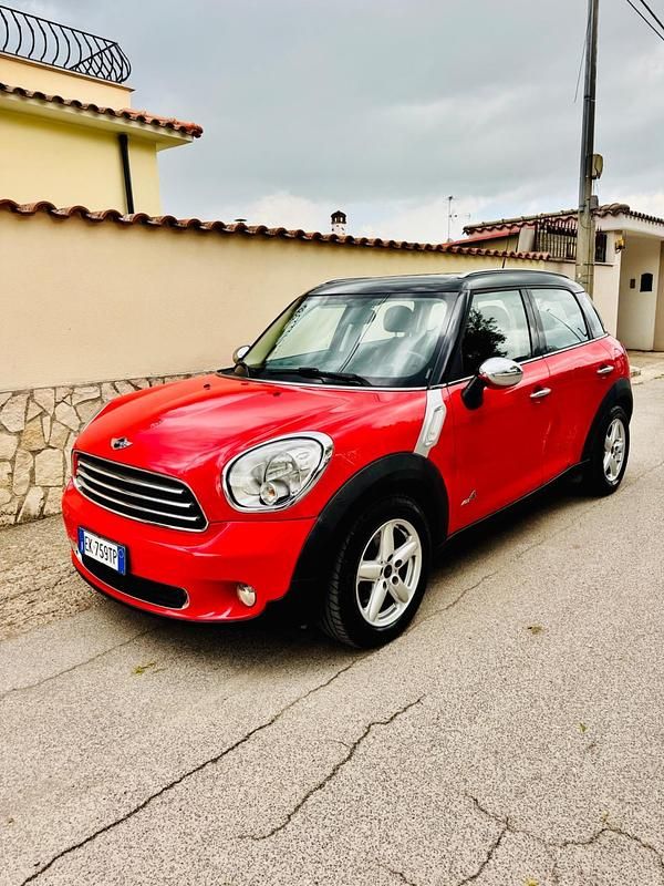 Usata Mini Cooper D Countryman 112 CV (82 kW) 2012 Rosso SUV