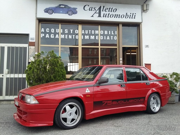 Venduto Alfa Romeo 75 1.8i turbo Kit . - auto usate in vendita
