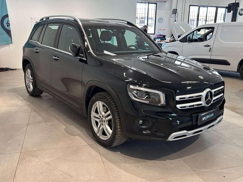 Usata Mercedes GLB200 150 CV (110 kW) 2023 Nero SUV