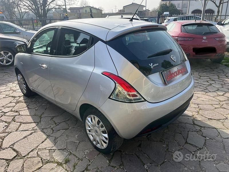 Usata Lancia Ypsilon S 69 CV (50 kW) 2014 Grigio Utilitaria