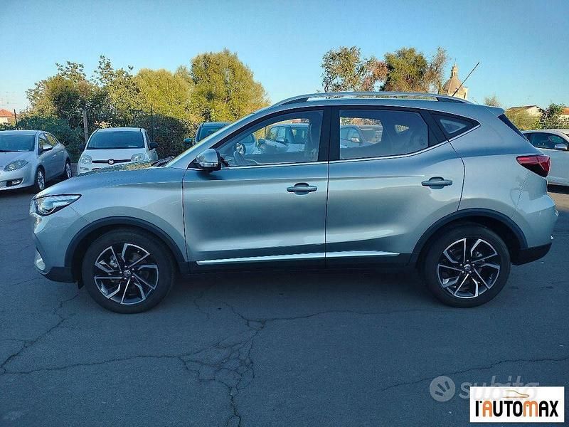 Usata MG ZS Luxury 106 CV (77 kW) 2024 Bianco SUV