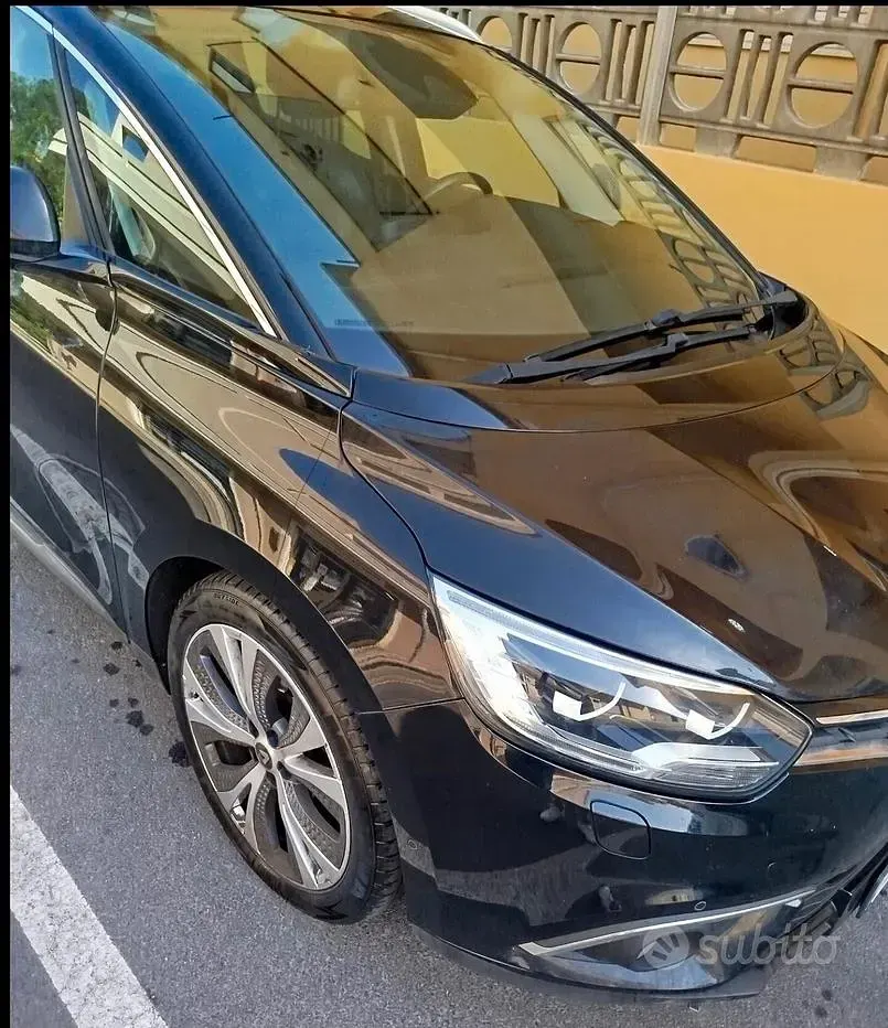 Usata Renault Grand Scénic IV Zen 110 CV (80 kW) 2017 Nero Monovolume