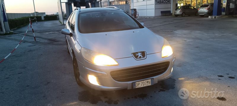 Grigio Usata 2008 Peugeot 407 Station wagon | 2900 € (Buon prezzo) - Immagine 1/4