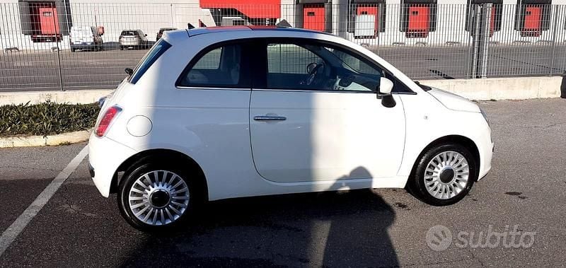 Usata Fiat 500 69 CV (50 kW) 2011 Bianco Utilitaria