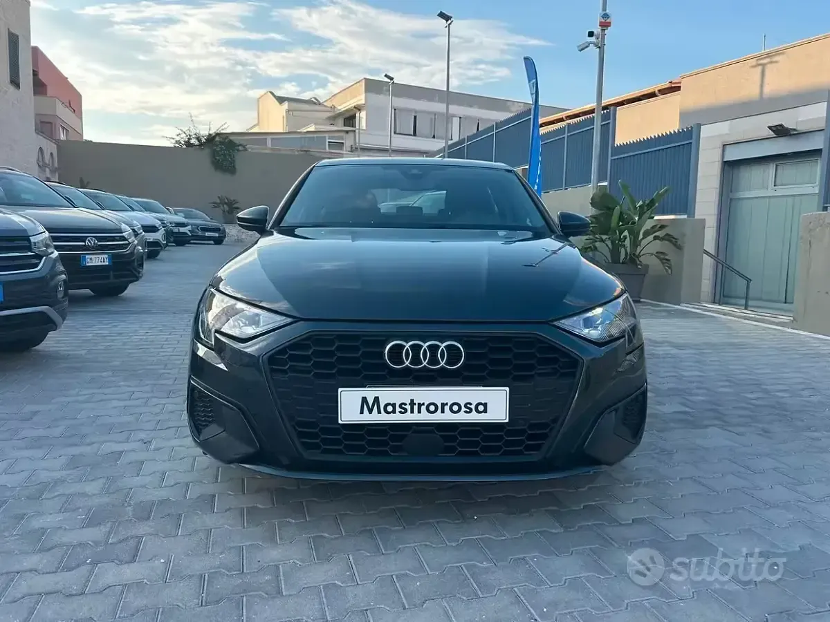Usata Audi A3 Advanced 150 CV (110 kW) 2022 Grigio Berlina