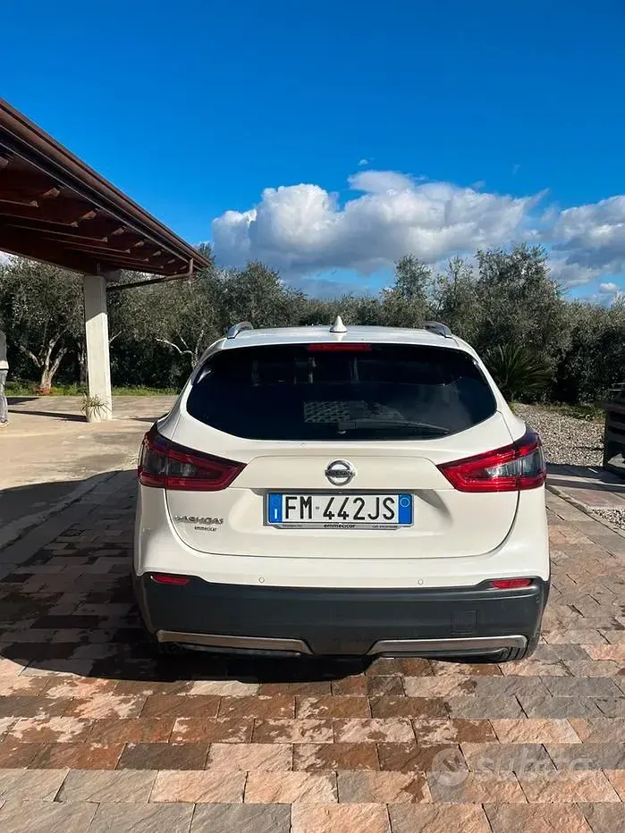 Usata Nissan Qashqai 116 CV (85 kW) 2017 Bianco SUV