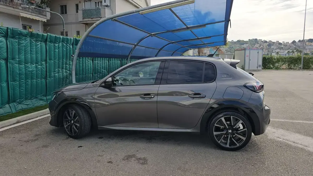Usata Peugeot 208 GTi 101 CV (74 kW) 2023 Grigio Utilitaria