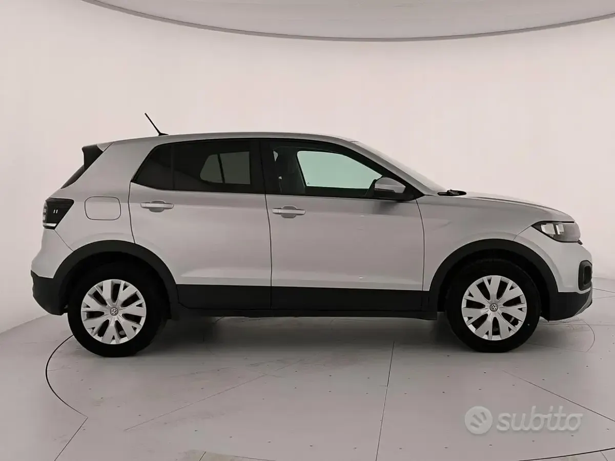 Usata VW T-Cross Style 95 CV (69 kW) 2019 Argento SUV