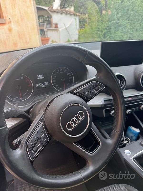 Usata Audi Q2 116 CV (85 kW) 2022 Grigio SUV