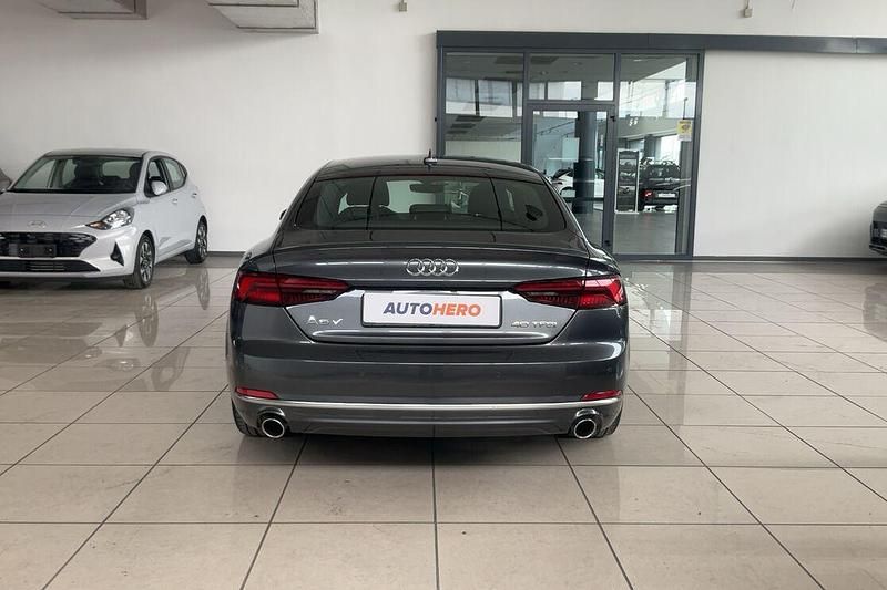 Usata Audi A5 Sportback Sport 190 CV (139 kW) 2019 Grigio Utilitaria