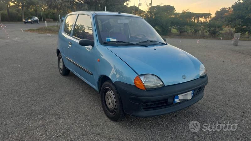 Usata Fiat 600 39 CV (28 kW) 1999 Blu Utilitaria