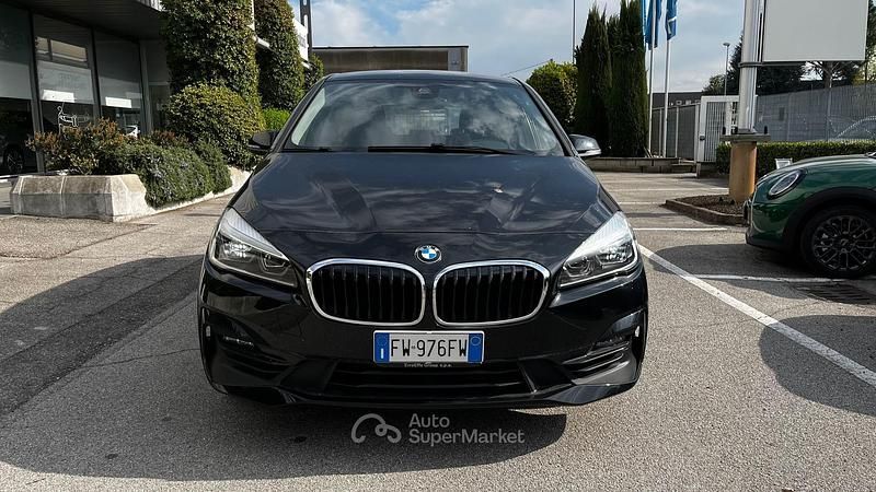 Usado BMW 216 109 HP (80 kW) 2019 Preto Carrinha