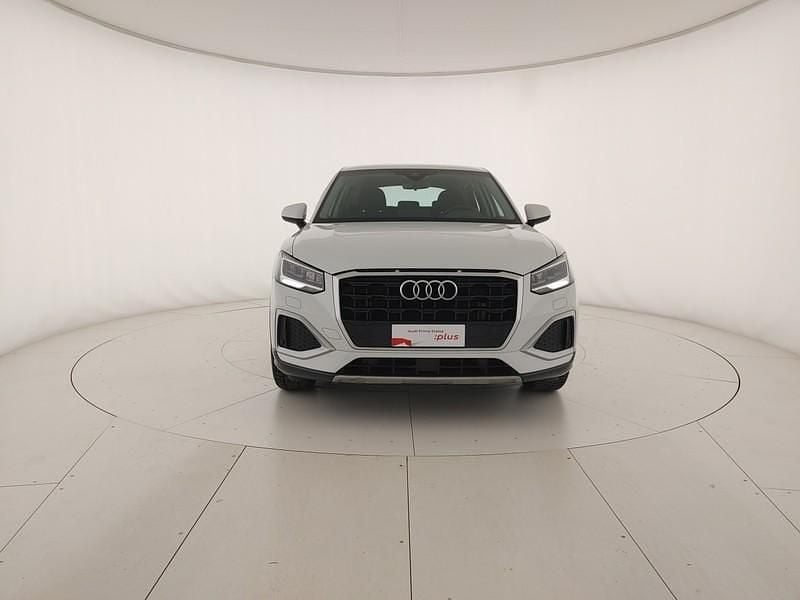 Usata Audi Q2 Advanced 150 CV (110 kW) 2023 2y bianco ghiacciaio metallizzato SUV