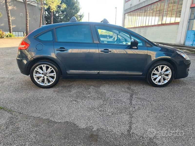 Usata Citroën C4 VTR Sport 120 CV (88 kW) 2010 Grigio Berlina