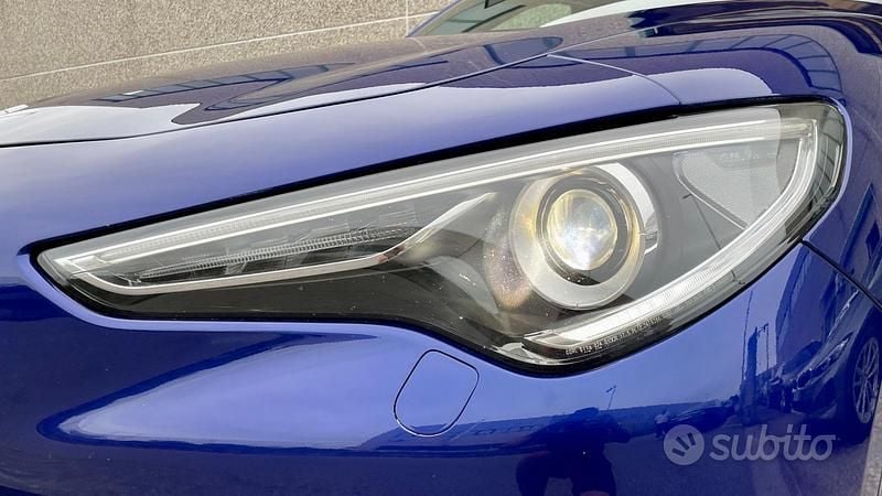 Usata Alfa Romeo Stelvio Ti 210 CV (154 kW) 2022 Blu SUV