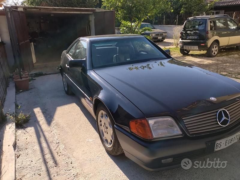 Blu Usata 1990 Mercedes SL300 Cabrio | 20.000 € - Immagine 1/4
