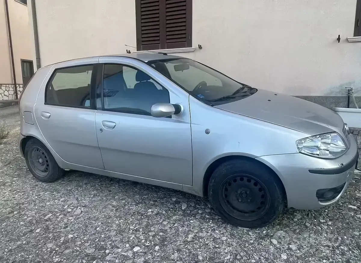 Usata Fiat Punto 69 CV (50 kW) 2008 Utilitaria
