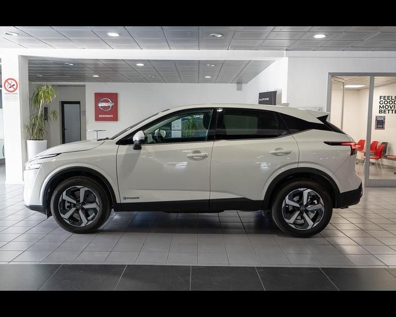 Usata Nissan Qashqai N-Connecta 190 CV (139 kW) 2022 Bianco SUV