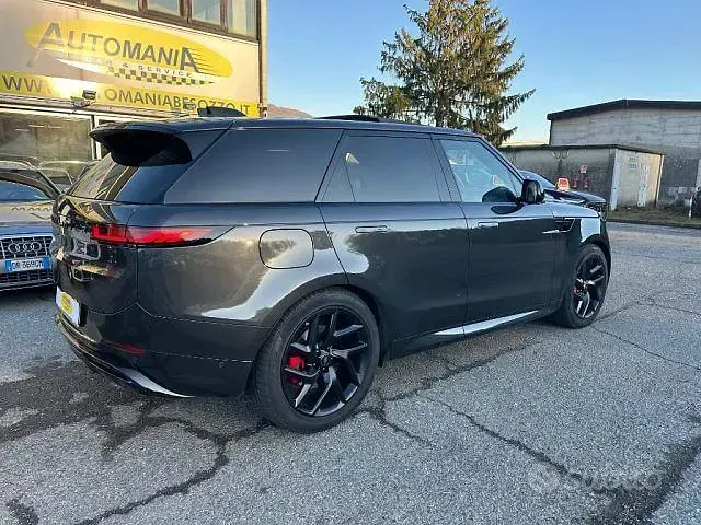 Usata Land Rover Range Rover Sport HSE Dynamic 300 CV (220 kW) 2024 Grigio SUV