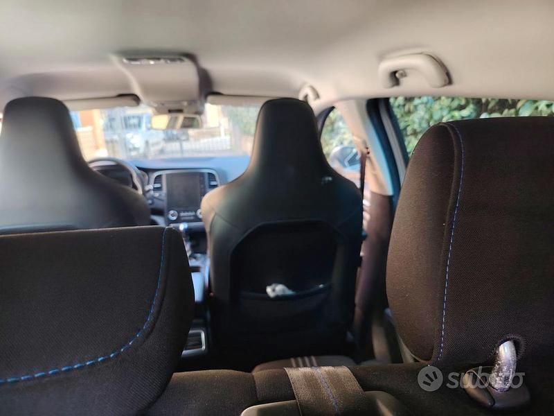 Usata Renault Mégane GrandTour Intens 140 CV (102 kW) 2019 Grigio Station wagon