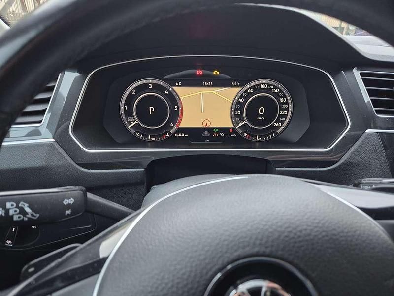 Usata VW Tiguan Business 150 CV (110 kW) 2017 Bianco SUV