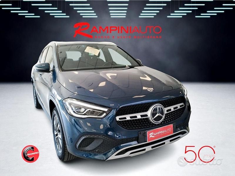 Usata Mercedes GLA180 116 CV (85 kW) 2021 Blu SUV