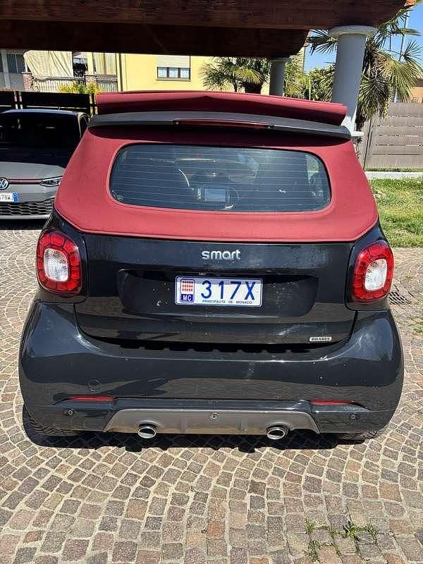 Usata Smart ForTwo Cabrio Brabus 109 CV (80 kW) 2016 Cabrio