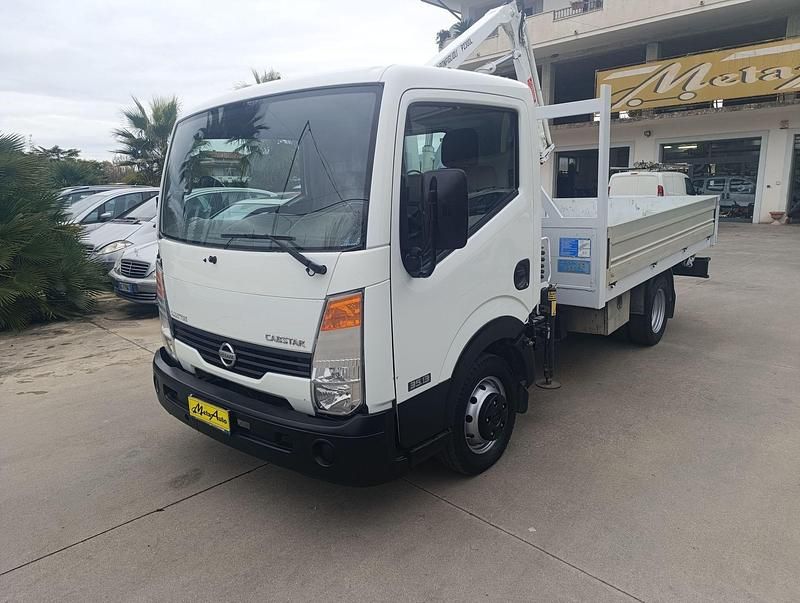 Usata Nissan Cabstar 131 CV (96 kW) 2010 Nessuno Pick-up