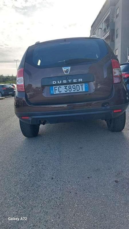 Usata Dacia Duster Lauréate 90 CV (66 kW) 2016 Other SUV