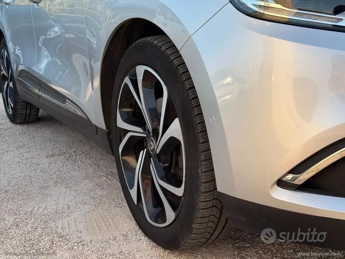 Usata Renault Grand Scénic IV Bose Edition 110 CV (80 kW) 2017 Monovolume