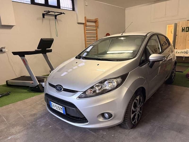 Usata Ford Fiesta Titanium 71 CV (52 kW) 2012 Utilitaria