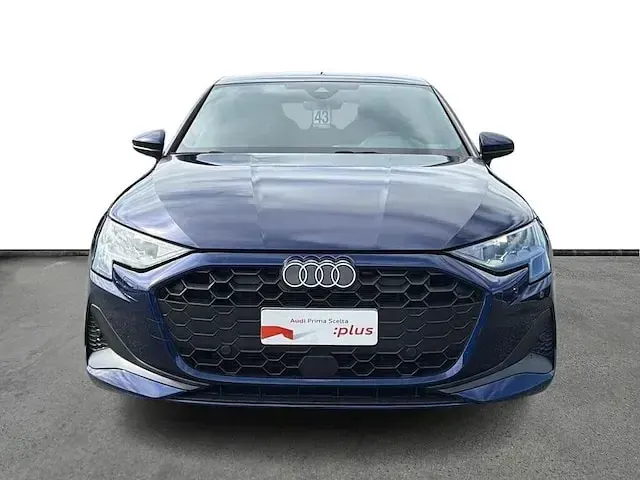 Nuova Audi A3 Business 150 CV (110 kW) 2025 Blu Berlina