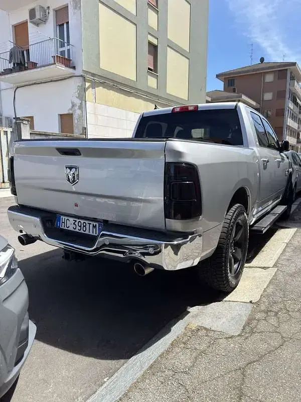 Usata Dodge Ram 401 CV (294 kW) 2016