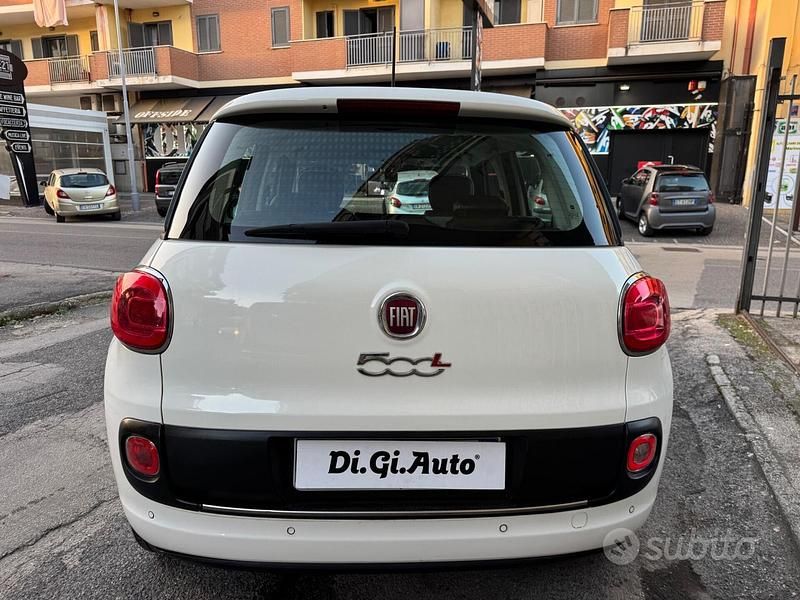 Usata Fiat 500L Lounge 120 CV (88 kW) 2015 Bianco Monovolume