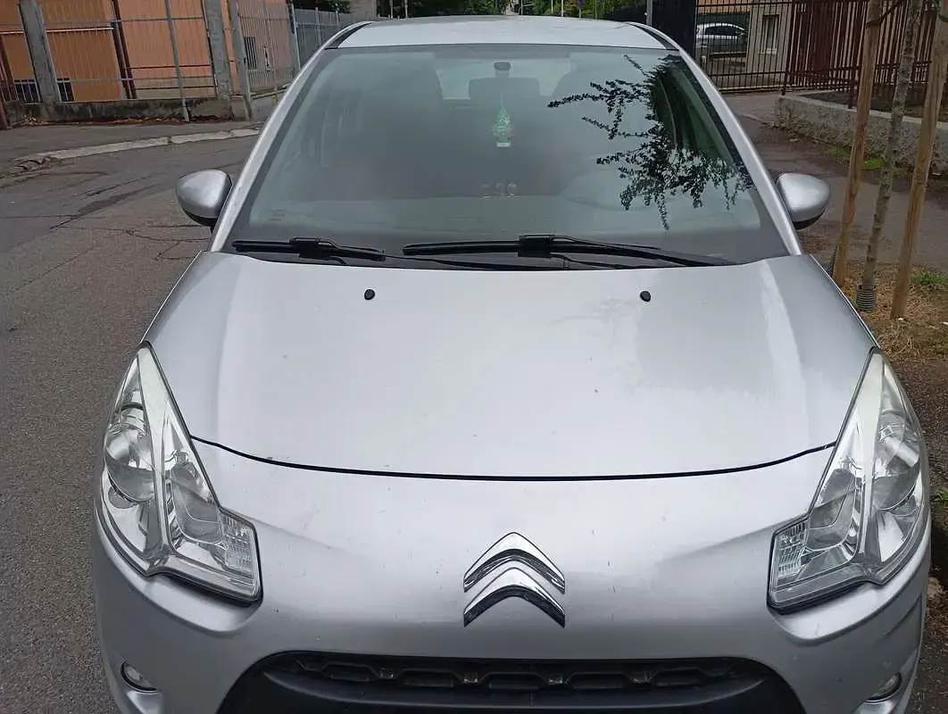 Usata Citroën C3 Attraction 60 CV (44 kW) 2010 Argento Berlina