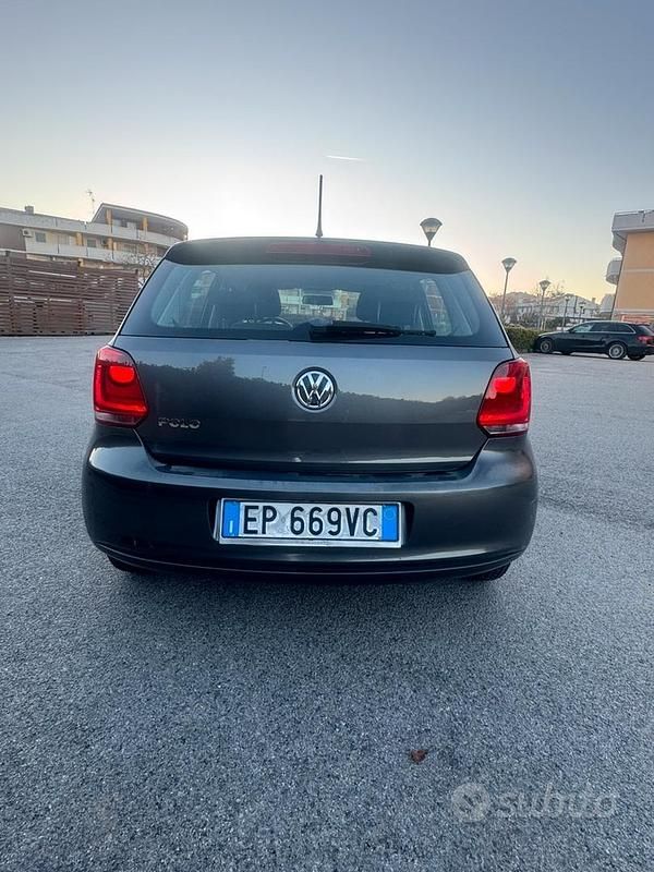 Usata VW Polo 2013 Grigio Utilitaria