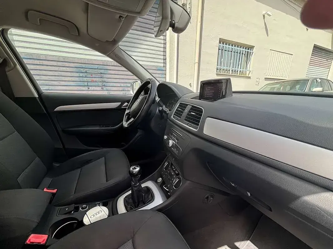 Usata Audi Q3 Business 120 CV (88 kW) 2016 Argento SUV