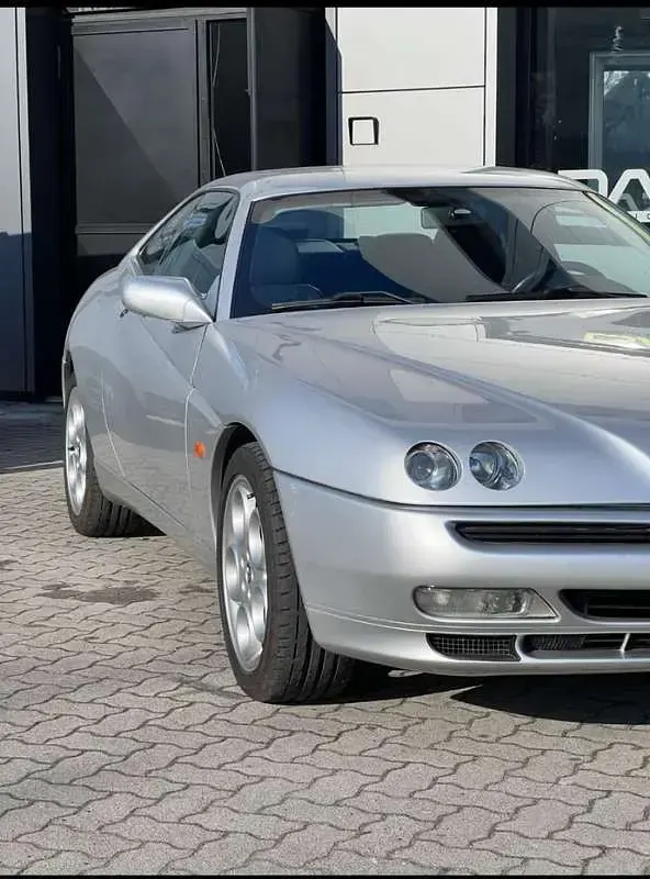 Usata Alfa Romeo GTV 201 CV (147 kW) 2000 Coupé
