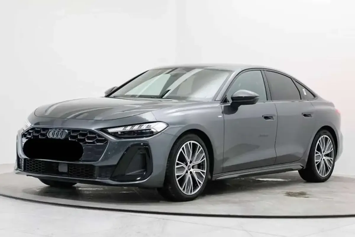 Usata Audi A5 S-Line 204 CV (150 kW) 2025 Grigio daytona met. Berlina