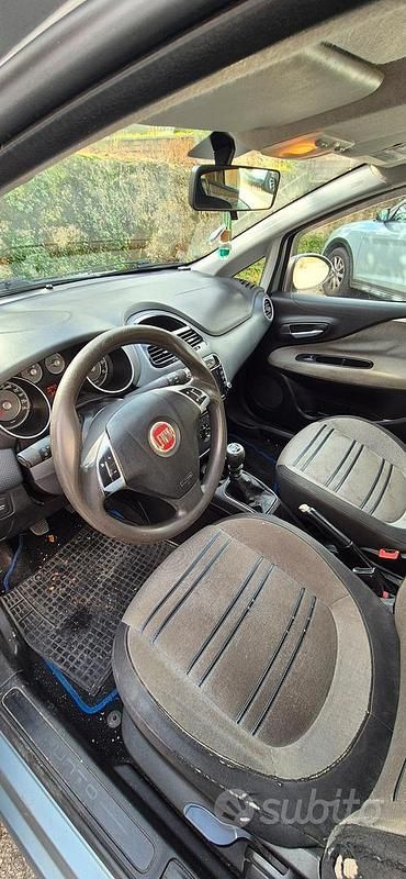 Usata Fiat Punto Evo 65 CV (47 kW) 2010 Grigio Utilitaria