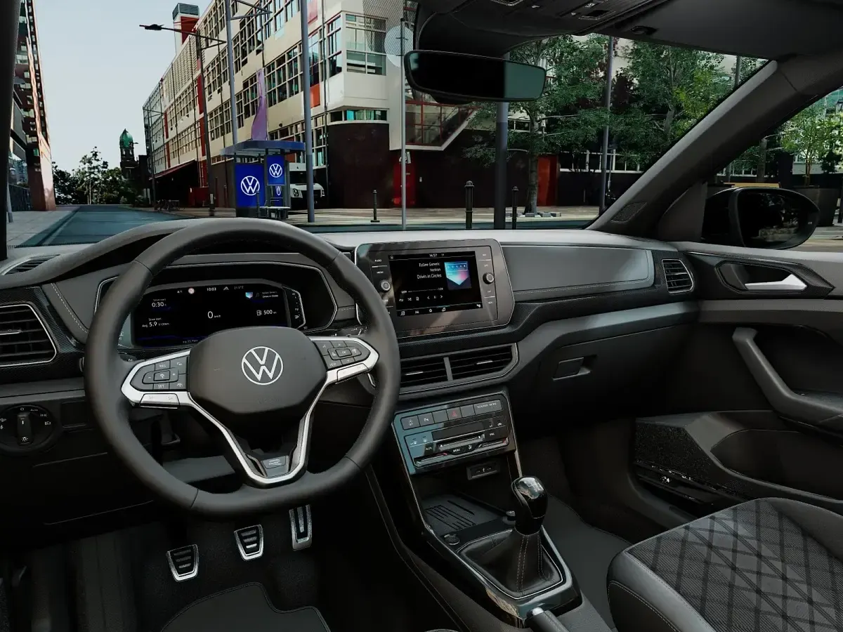 Neu VW T-Cross R-line Plus 115 PS (84 kW) 2026 Schwarz SUV