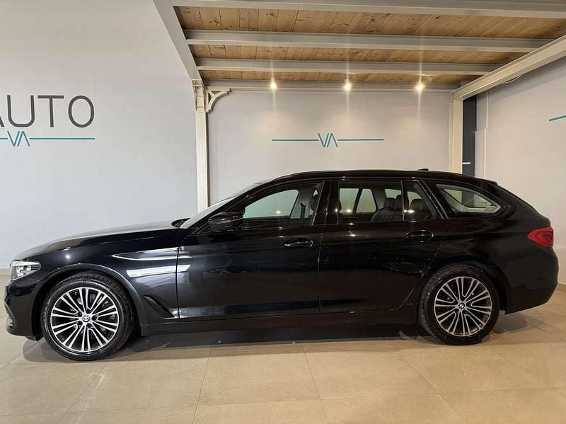 Usata BMW 520 Sport Line 184 CV (135 kW) 2018 Nero Station wagon